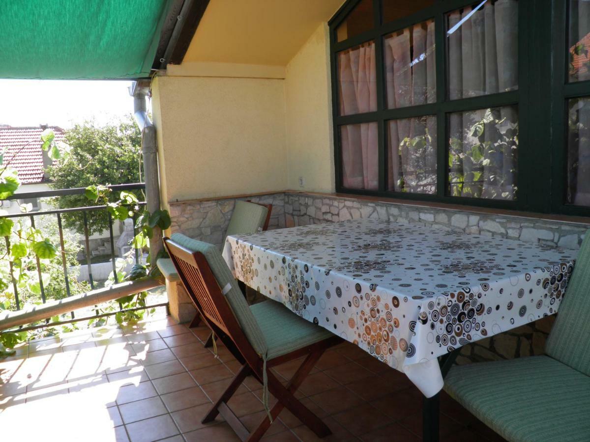 Apartman Mia Biograd Биоград на Мору Екстериор снимка